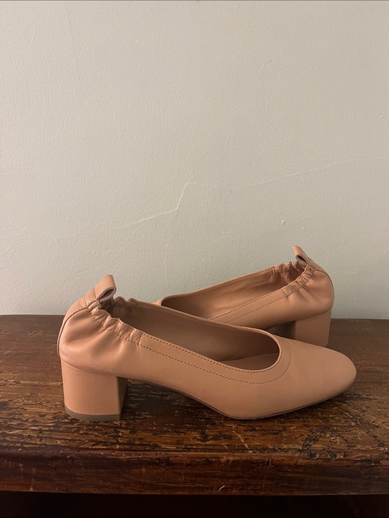 Everlane Shoes - Everlane The Day Heel in Blush Tan